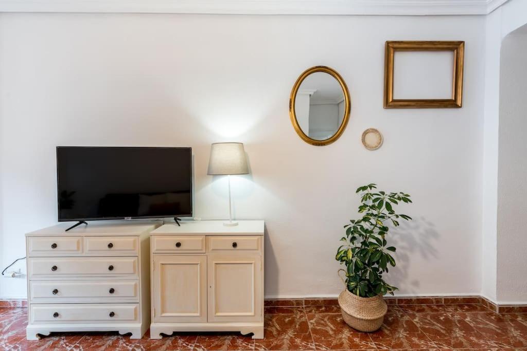 סביליה Santa Justa Urban Apartment מראה חיצוני תמונה