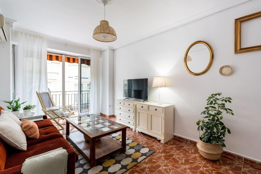 סביליה Santa Justa Urban Apartment מראה חיצוני תמונה