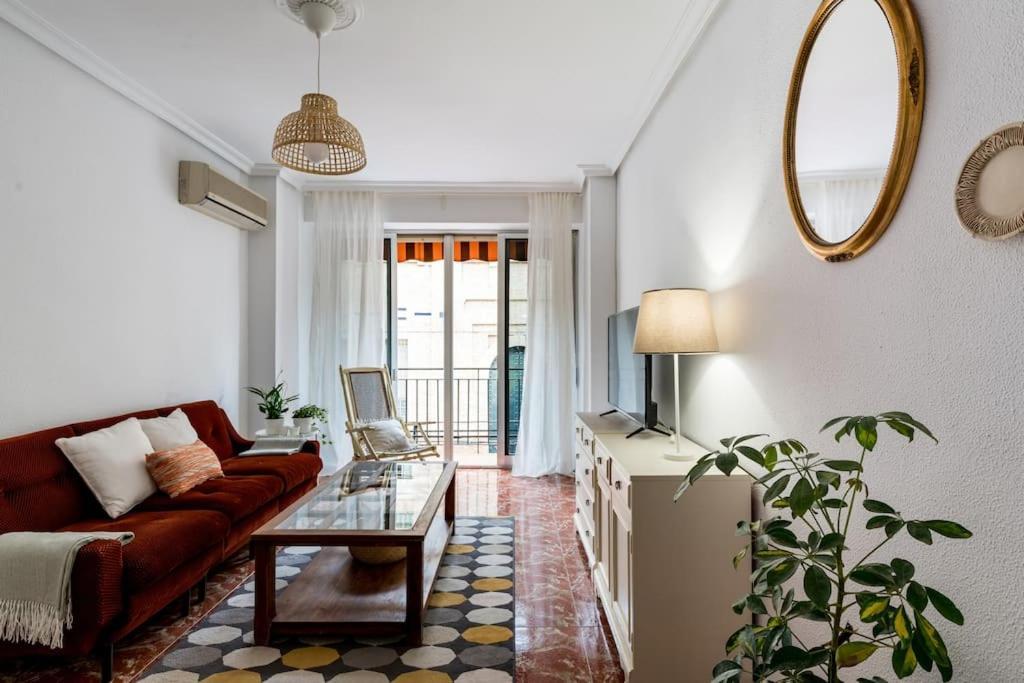סביליה Santa Justa Urban Apartment מראה חיצוני תמונה