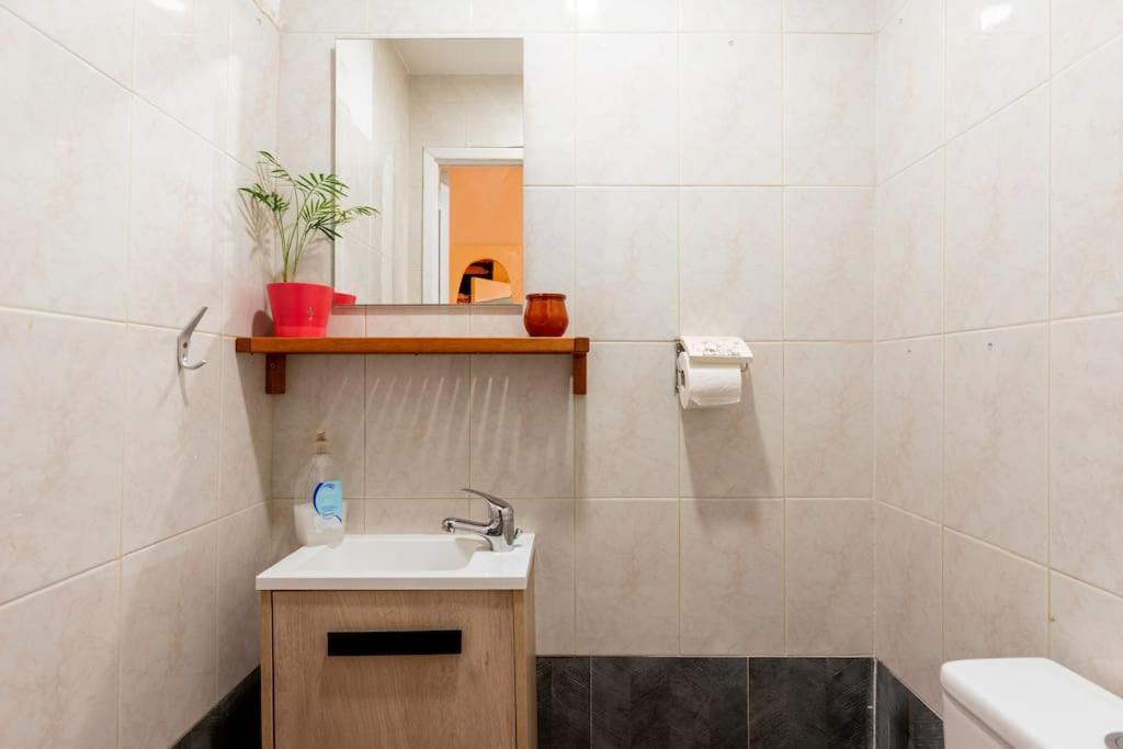 סביליה Santa Justa Urban Apartment מראה חיצוני תמונה