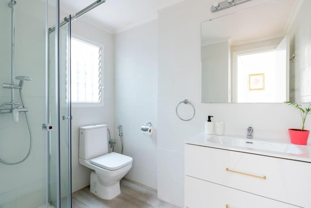 סביליה Santa Justa Urban Apartment מראה חיצוני תמונה